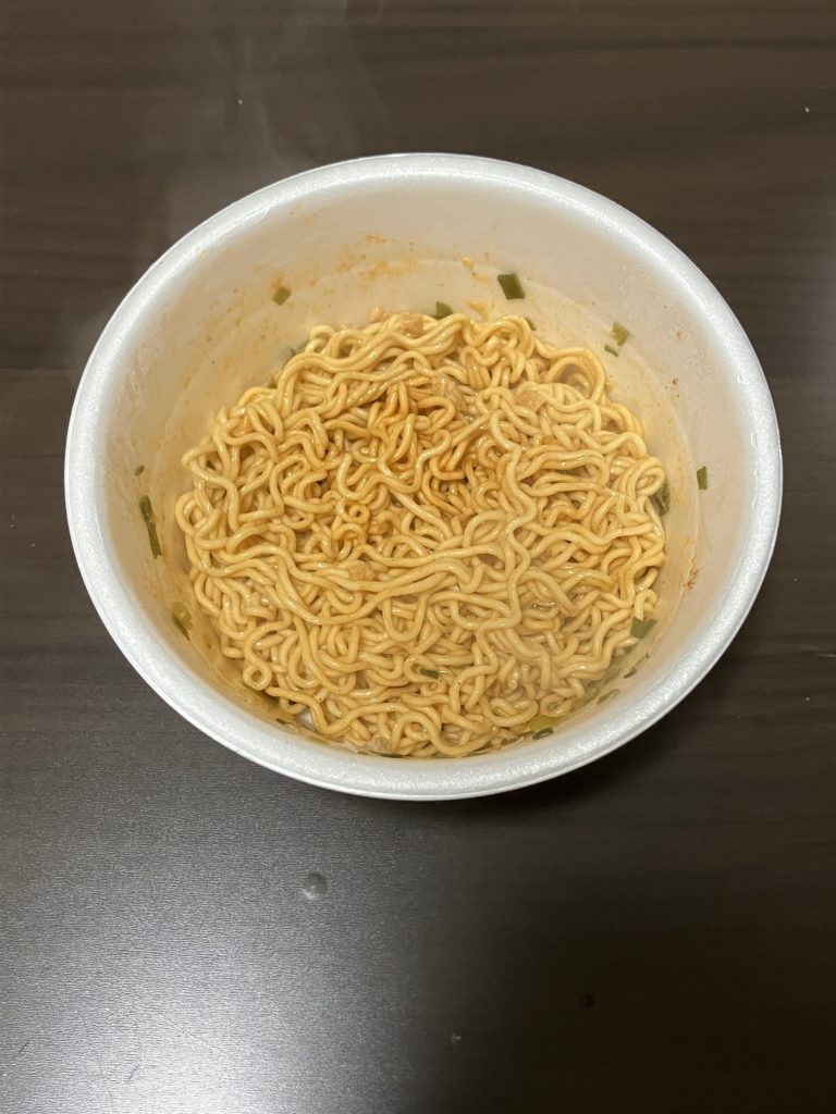 ベース焼きそば　トムヤムまぜそばの調理後画像