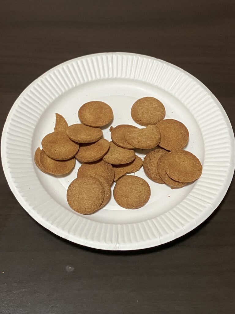 ベースクッキー　ペッパーの開封後画像