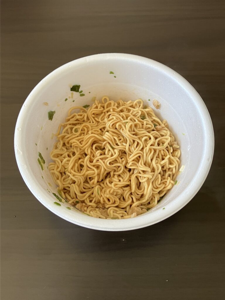 ベース焼きそば　魚介醤油まぜそばの調理後画像