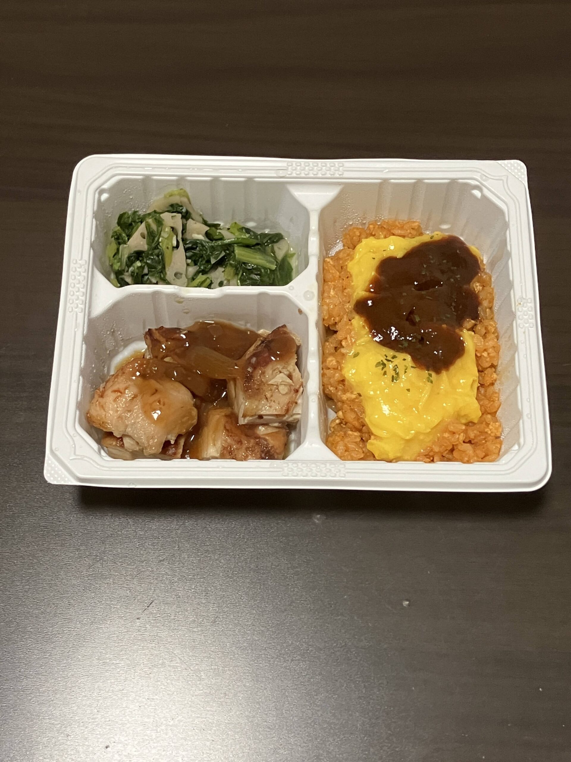 とろとろ卵のオムライスセットのアイキャッチ画像