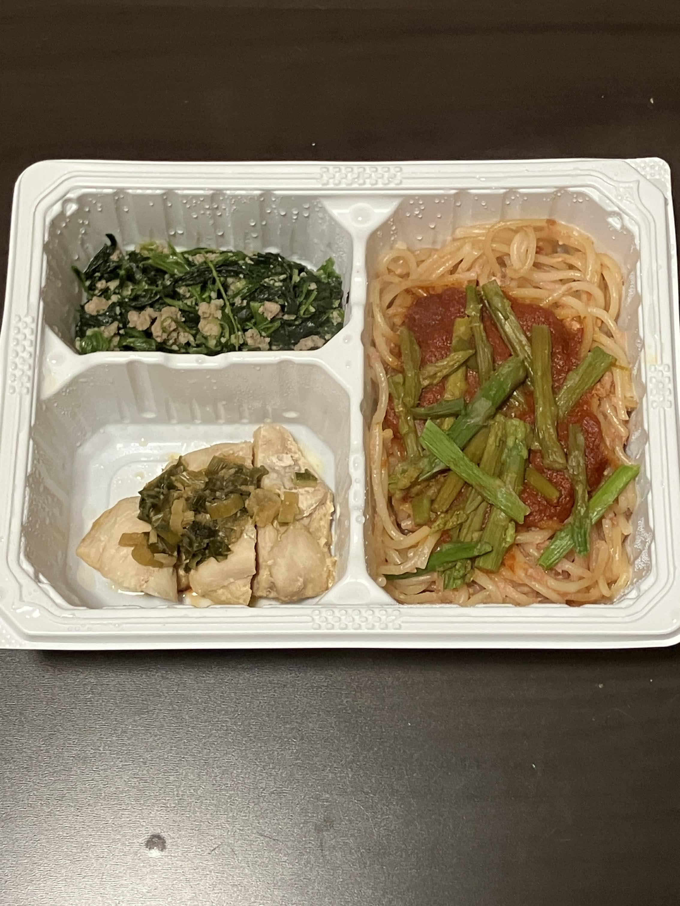 サーモンとアスパラのパスタセットのアイキャッチ画像