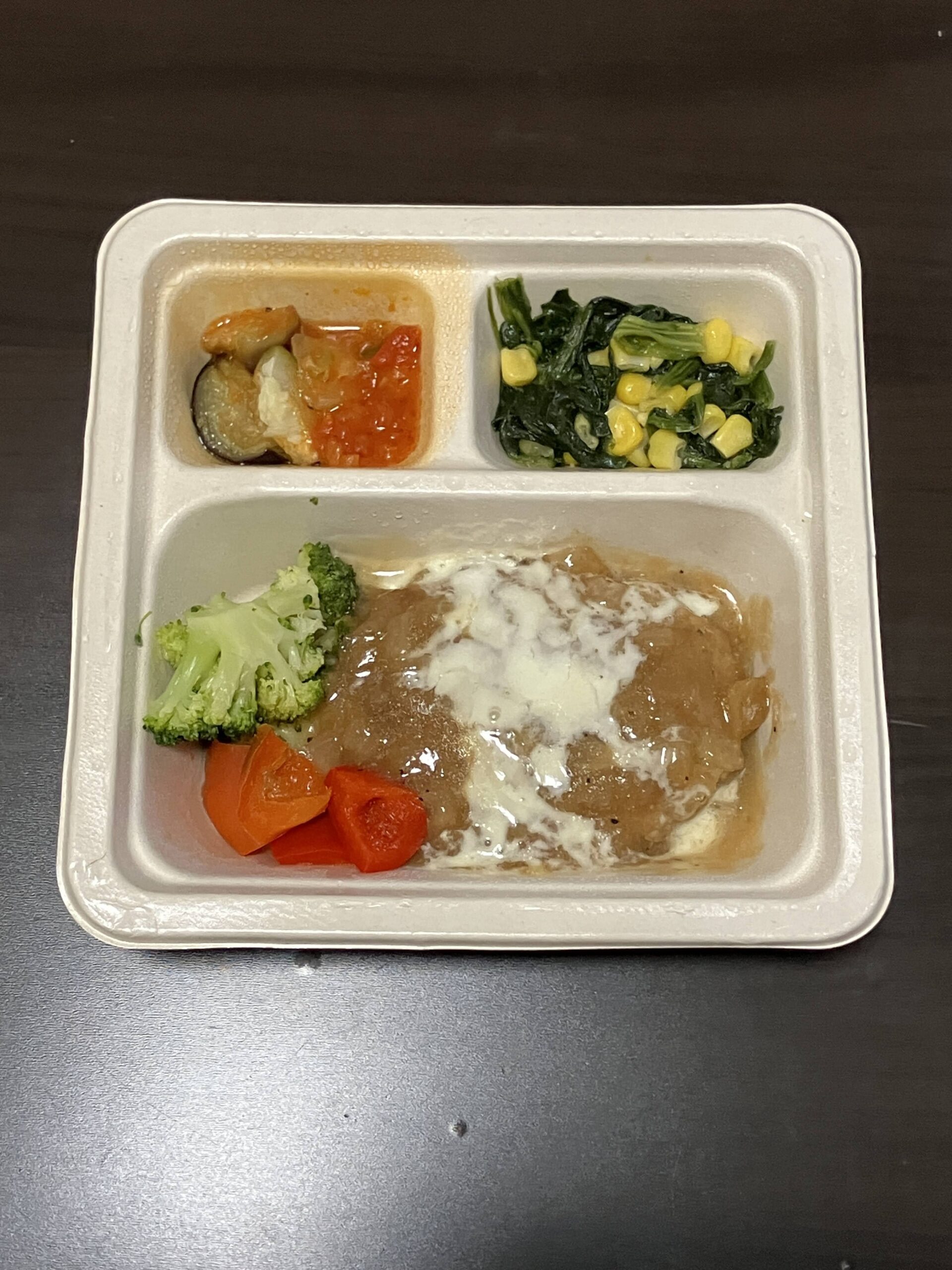 コクと旨味のオニオンソースのハンバーグのアイキャッチ画像